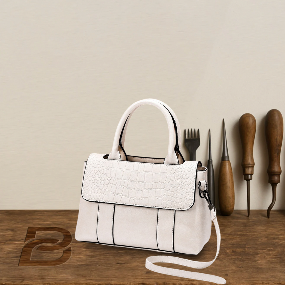 BERK | Structured leather bag with large capacity