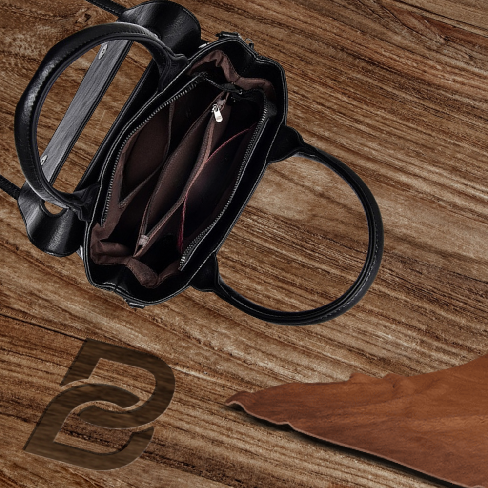 BERK | Structured leather bag with large capacity