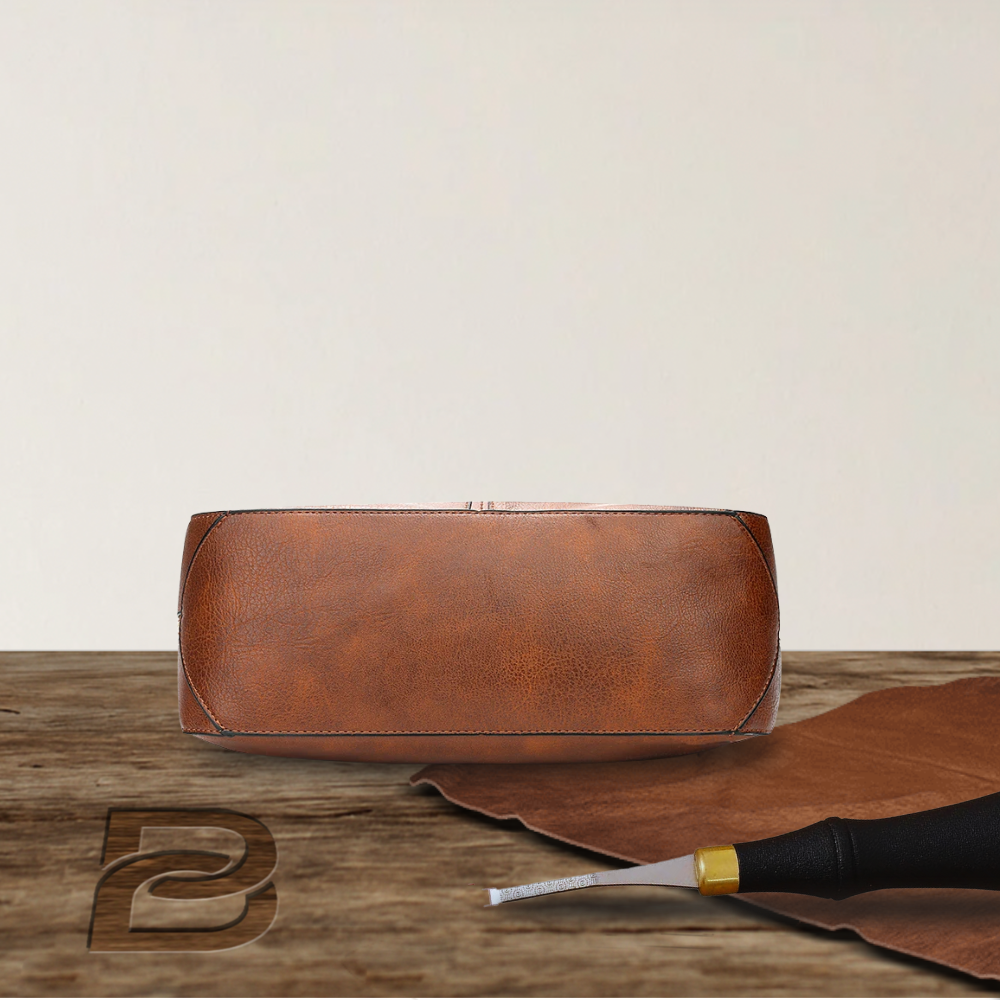 BERK | Minimalist two-way leather shoulder bag in vintage style