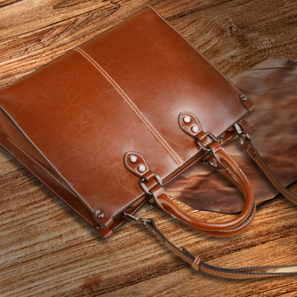 BERK | Classically elegant tote made from genuine leather