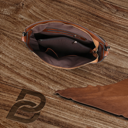 BERK | Minimalist two-way leather shoulder bag in vintage style